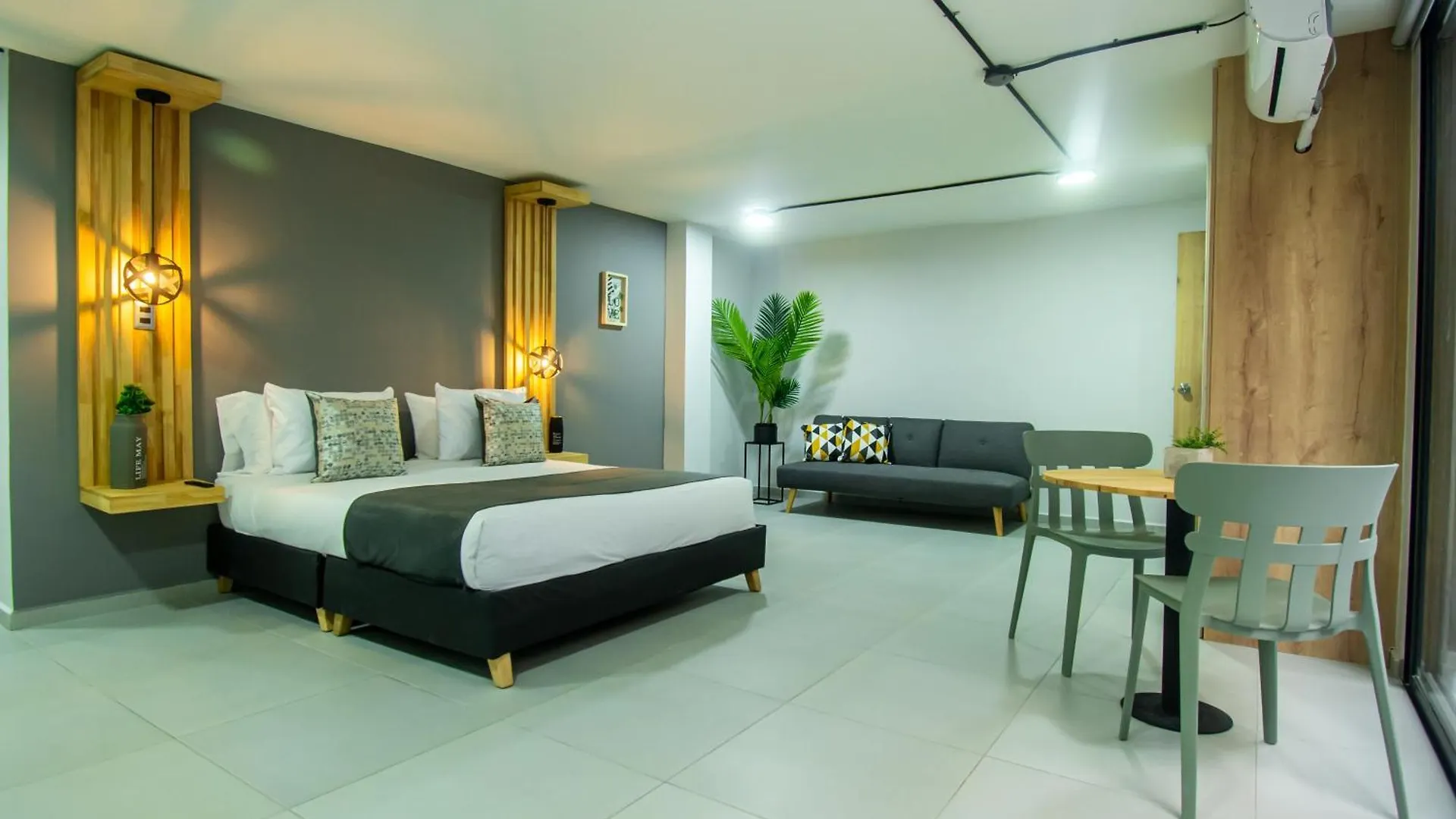 Barcelo Coliving Apartment Medellin