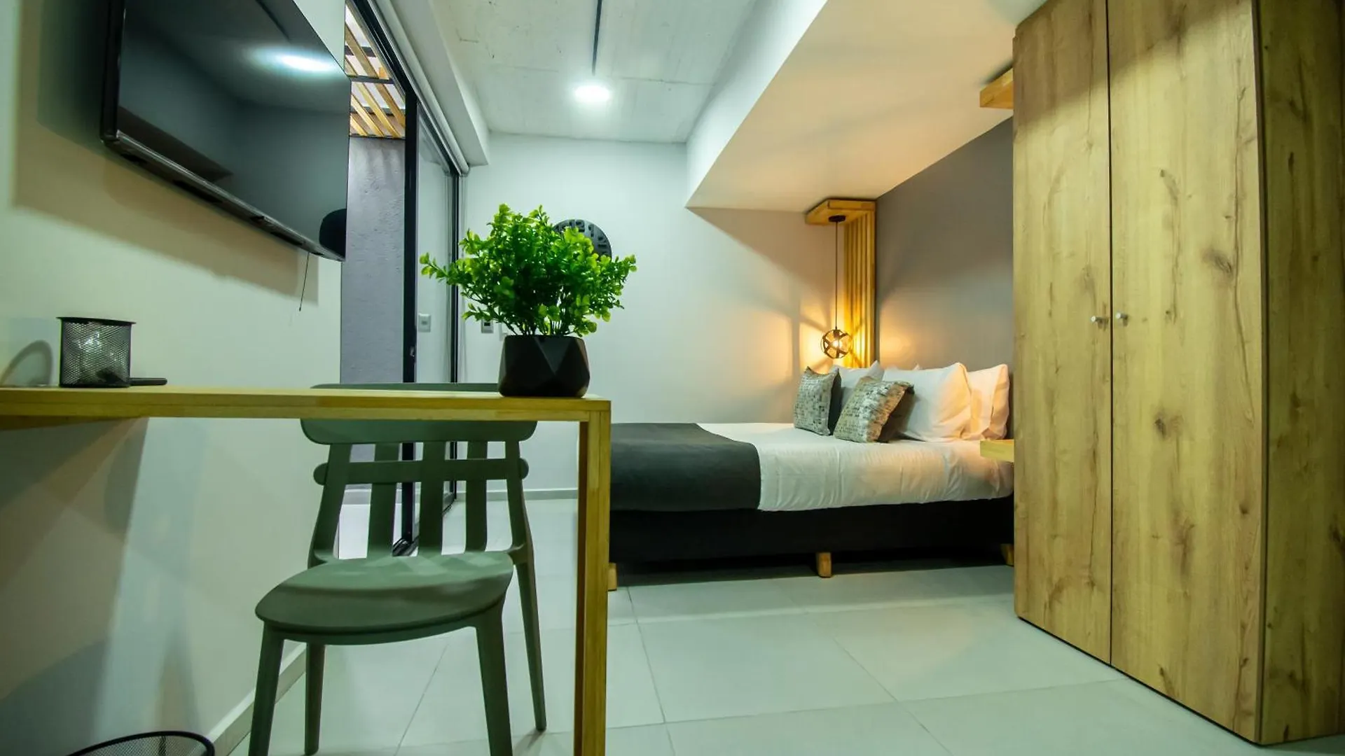 Barcelo Coliving Apartment Medellin