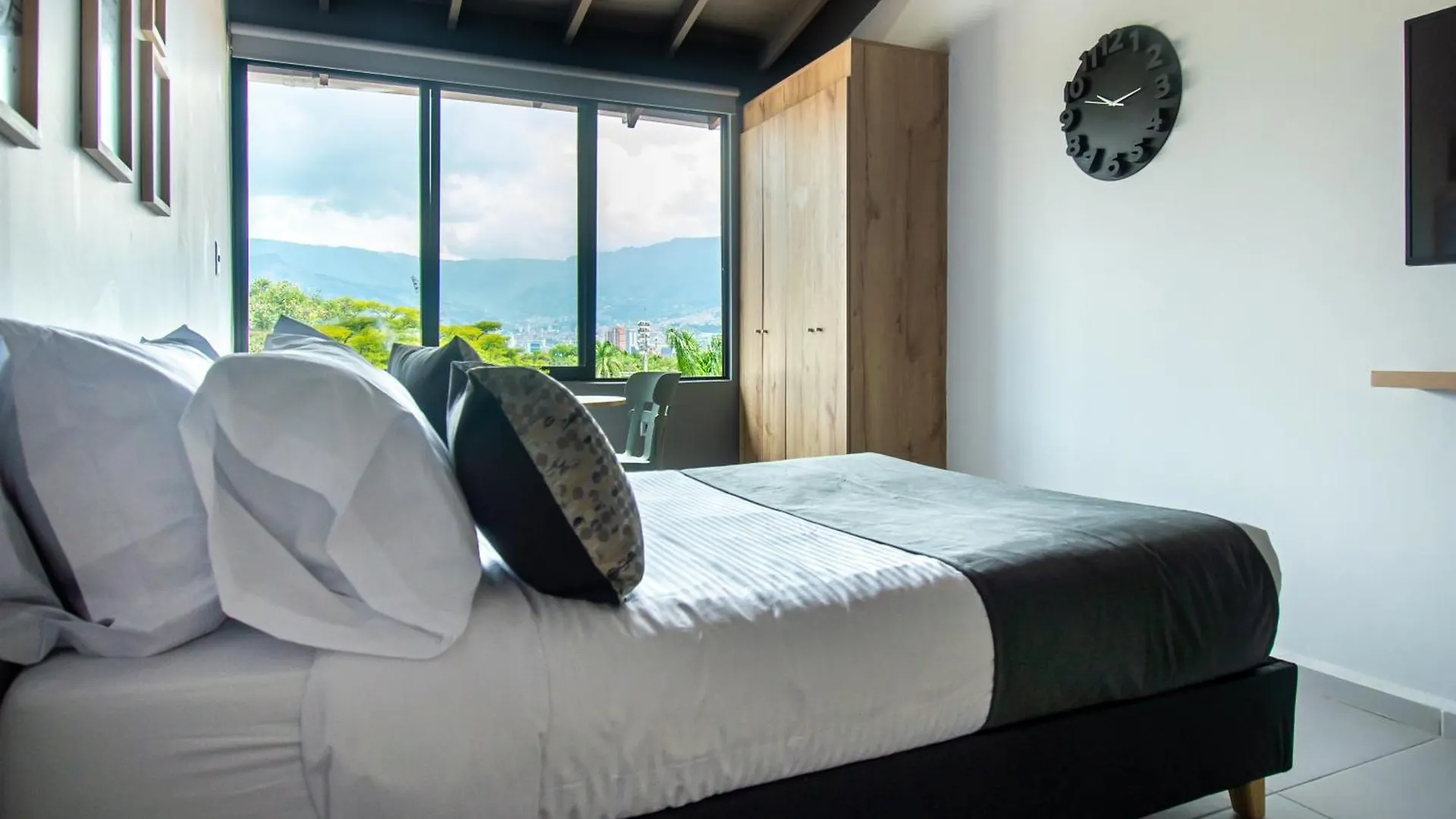 Barcelo Coliving Apartment Medellin