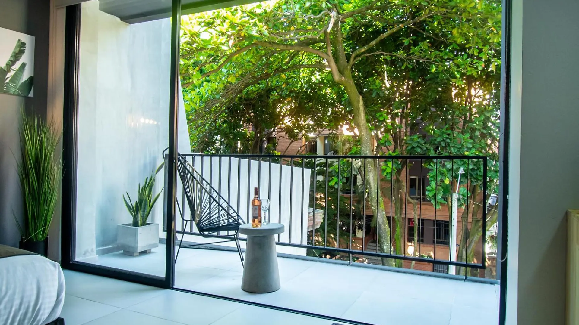 Barcelo Coliving Apartment Medellin
