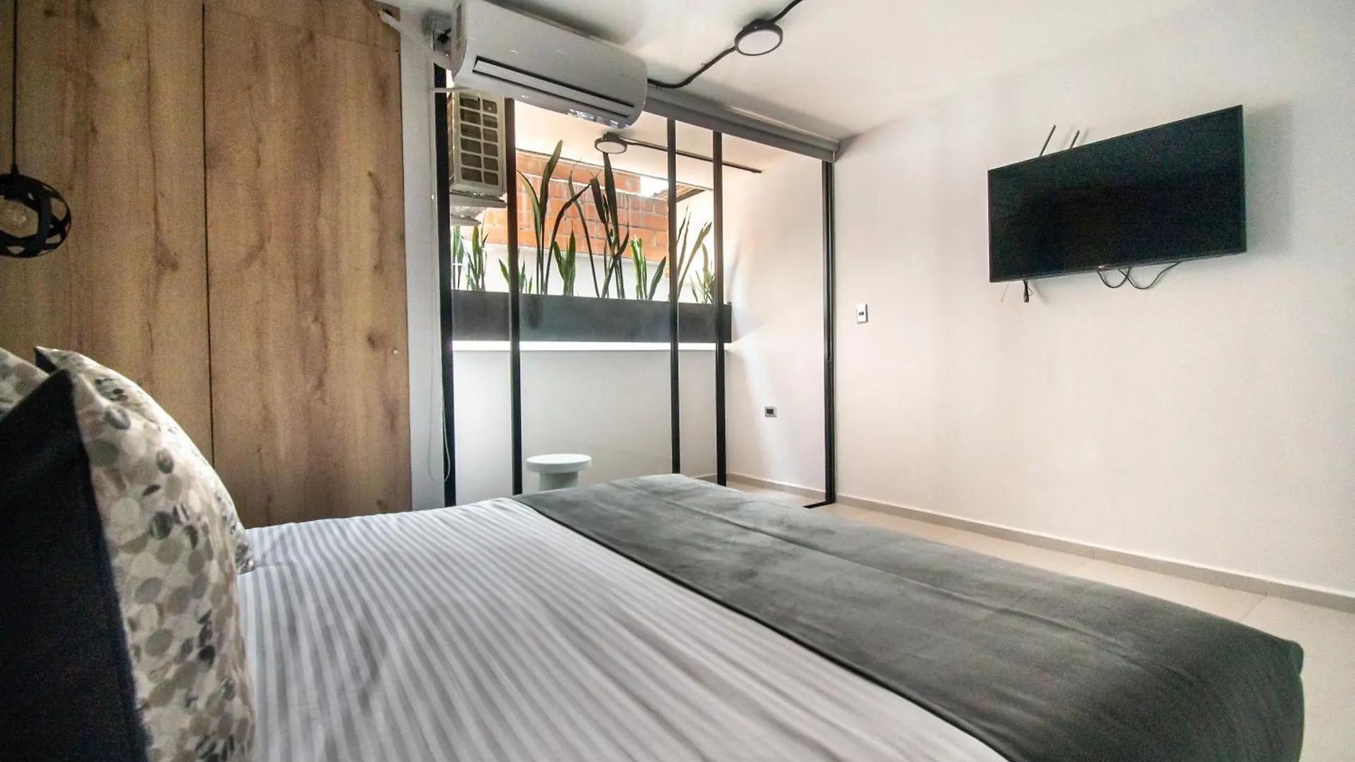 Barcelo Coliving Apartment Medellin