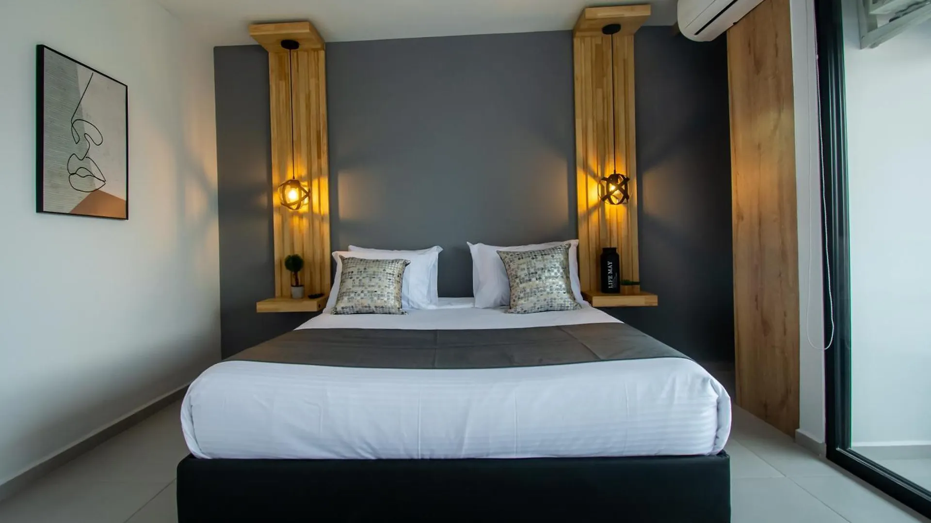 Barcelo Coliving Apartment Medellin