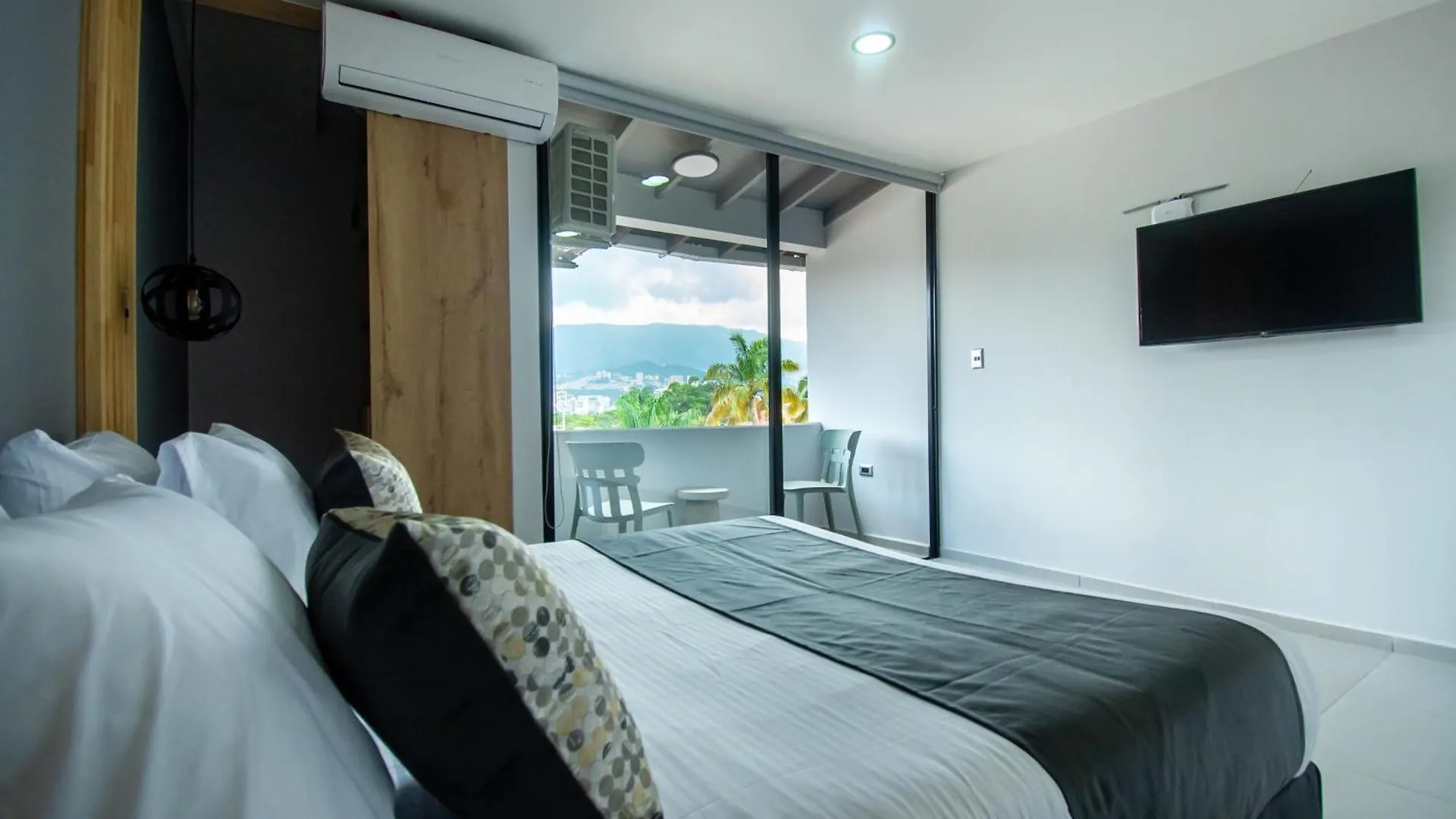 Barcelo Coliving Apartment Medellin