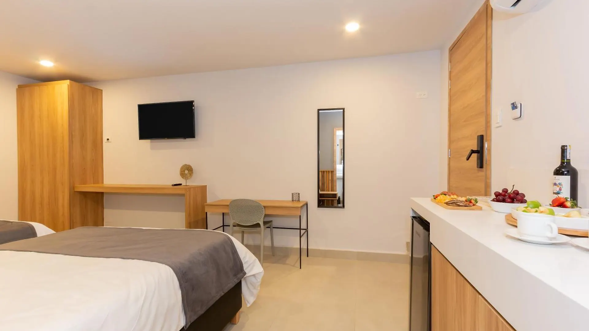 Barcelo Coliving Apartment Medellin