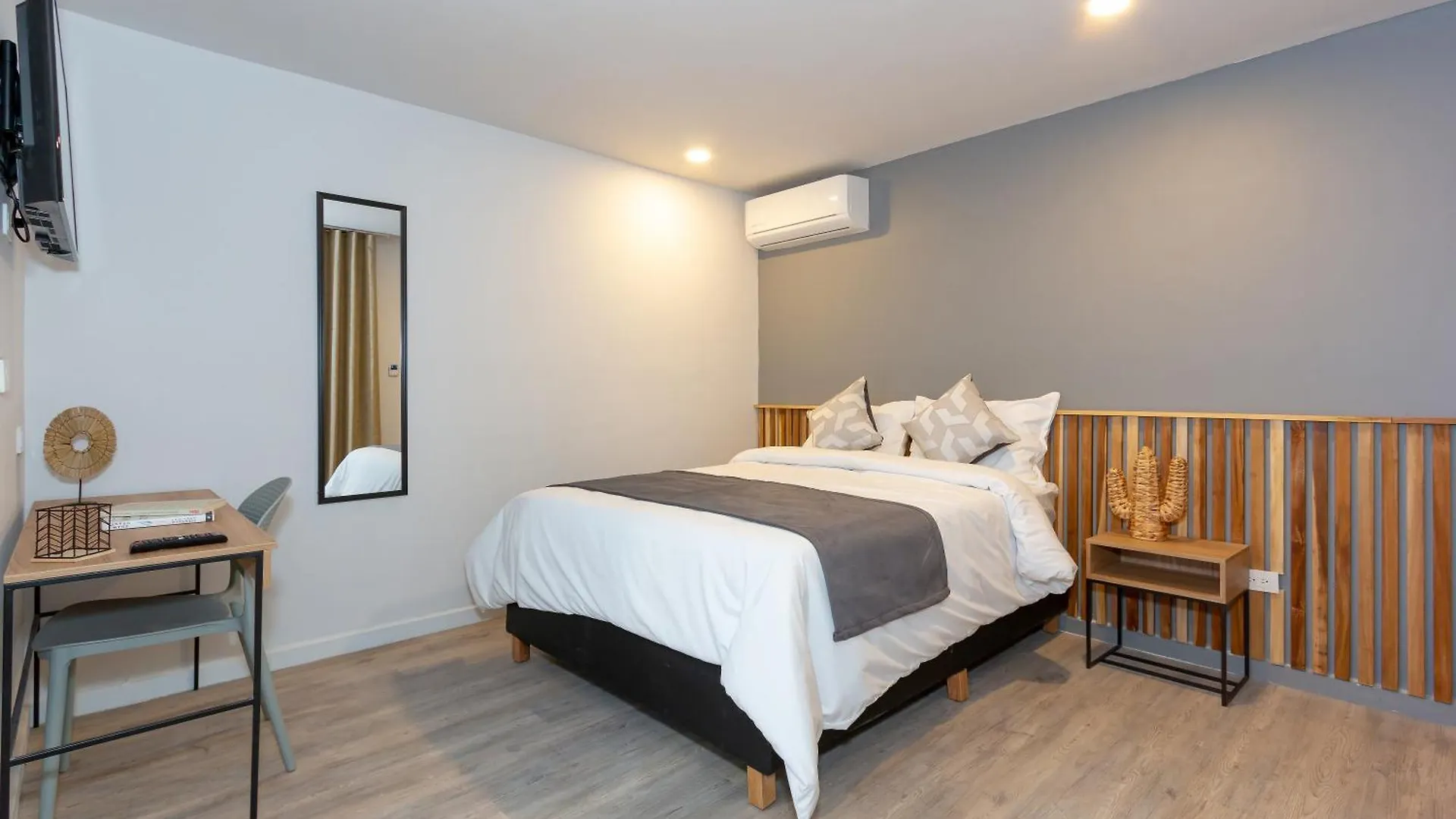 Barcelo Coliving Apartment Medellin