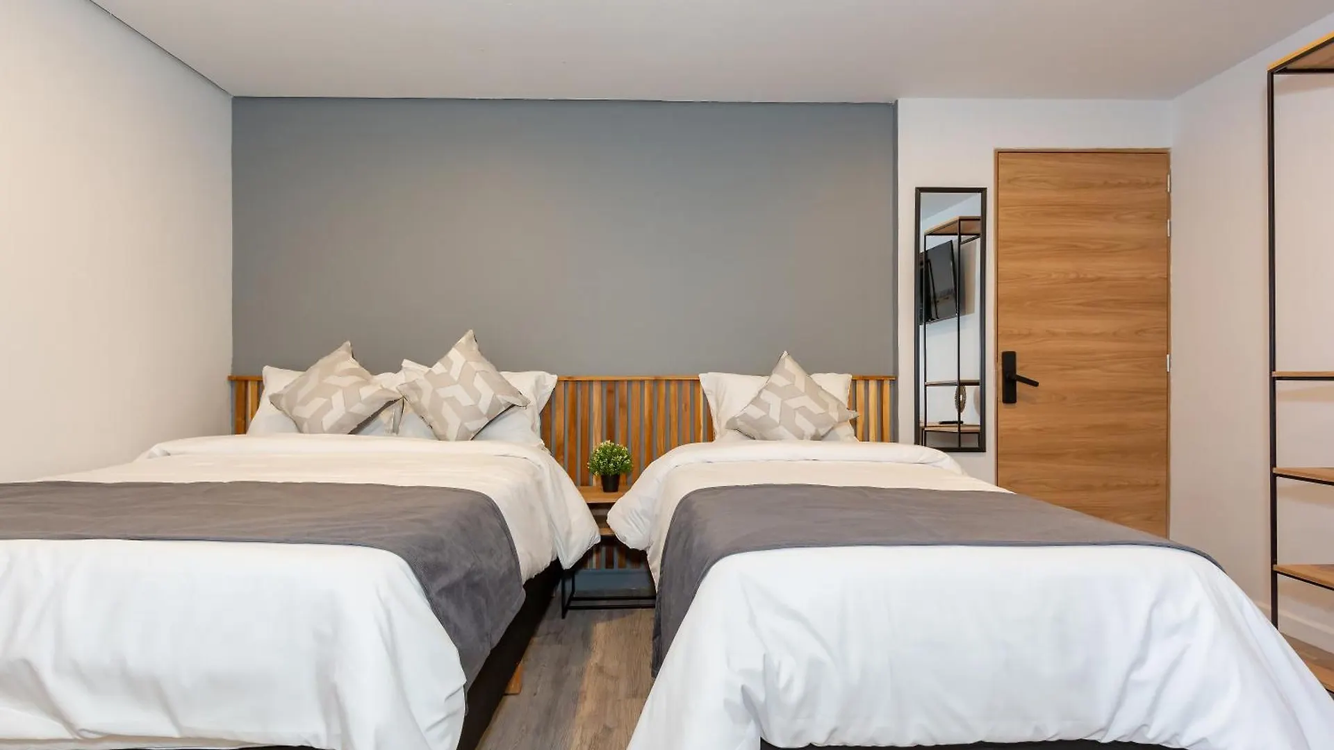 Barcelo Coliving Apartment Medellin