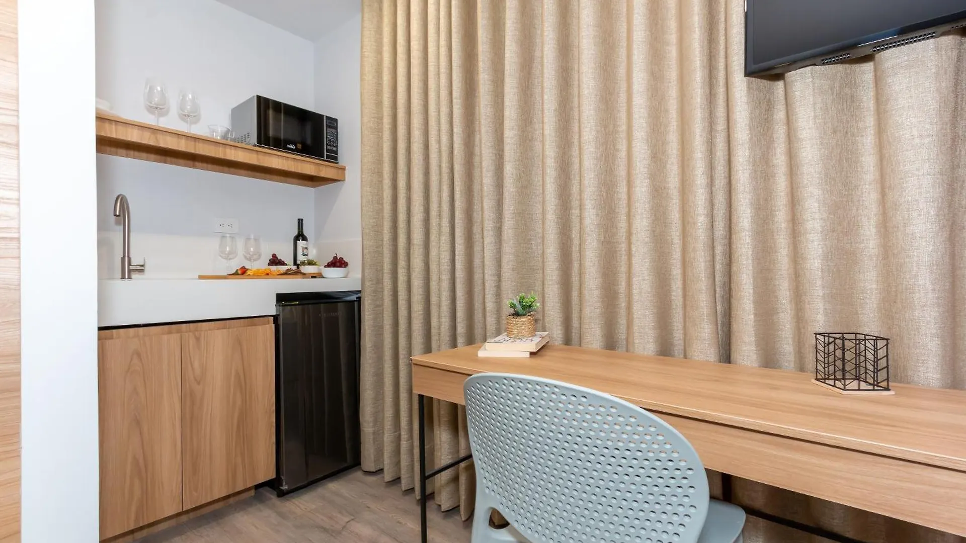 Barcelo Coliving Apartment Medellin 0*,  Colombia
