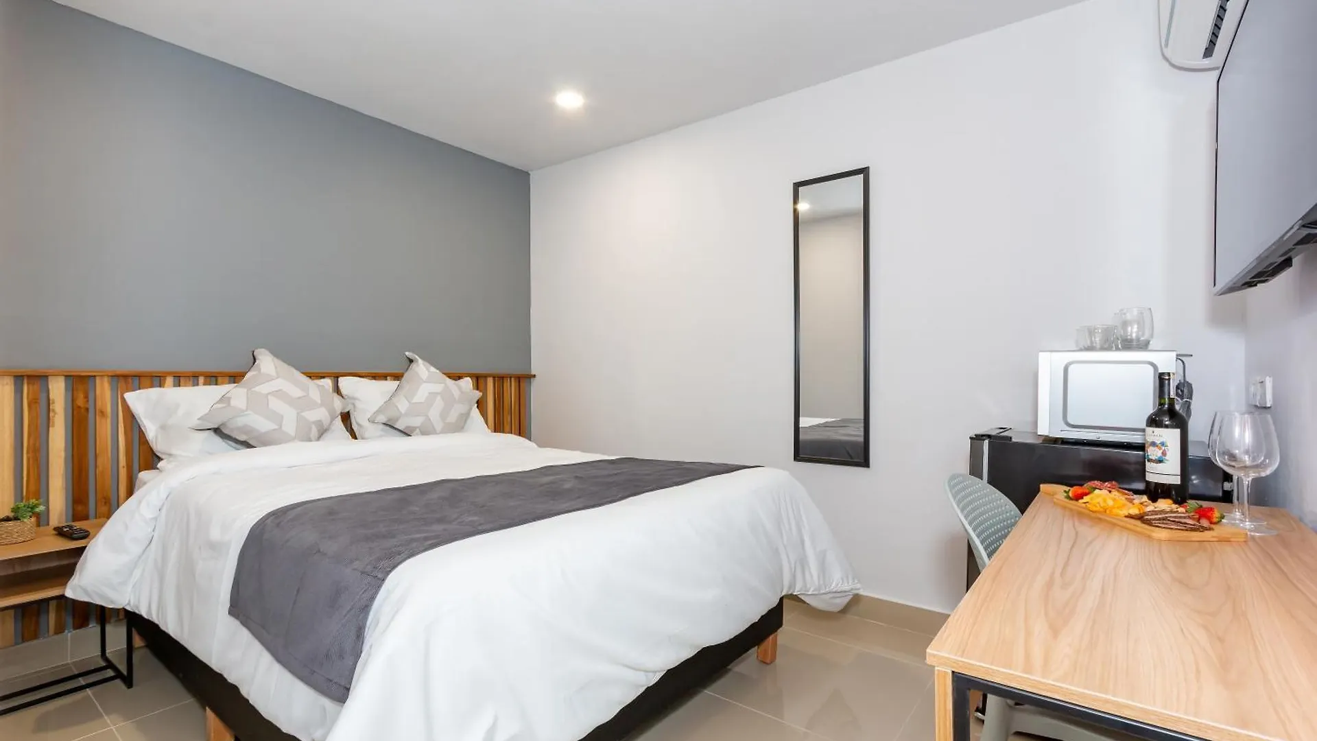 Barcelo Coliving Apartment Medellin 0*,